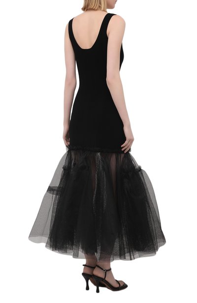 Платье из вискозы ALEXANDER MCQUEEN черного цвета по цене 323500 руб., арт. 659529/Q1AUJ, фото 4 Платье из вискозы ALEXANDER MCQUEEN, арт. 659529/Q1AUJ, фото 4