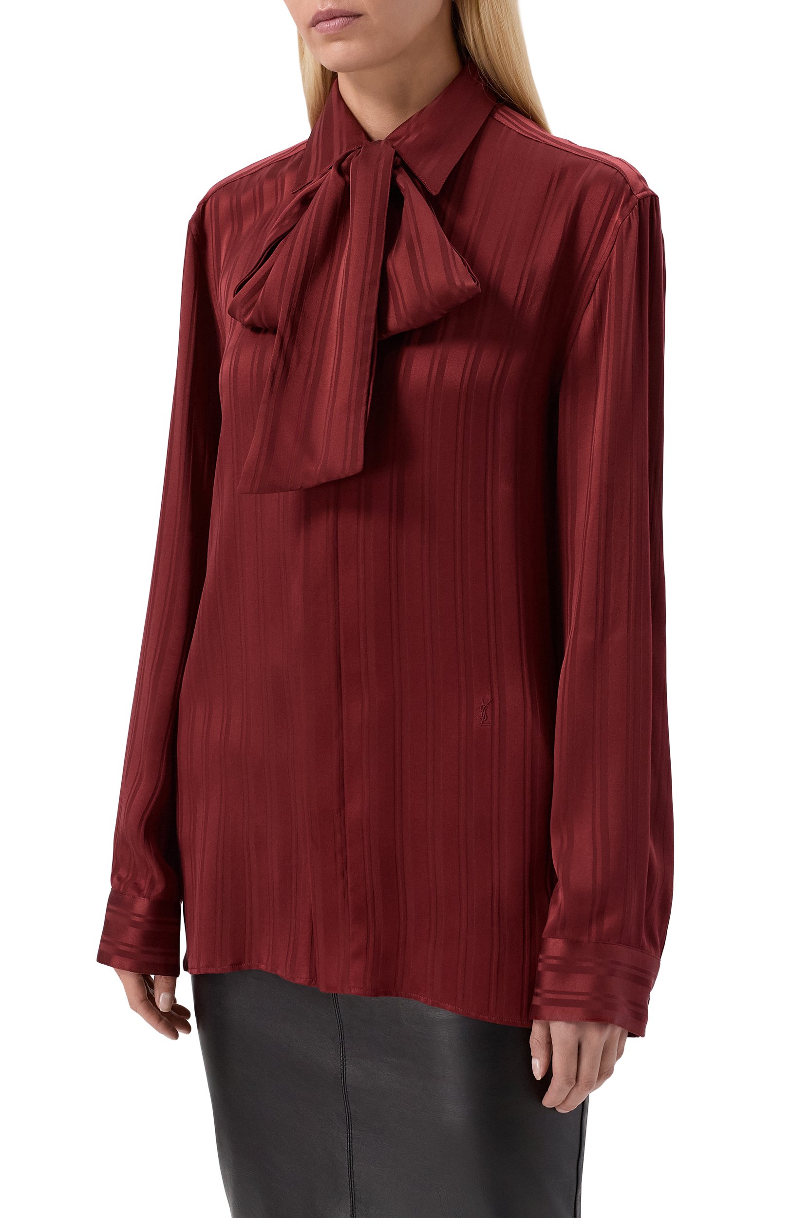 Шелковая блузка SAINT LAURENT бордового цвета по цене 338000 руб., арт. 838125/Y142U, фото 3 Шелковая блузка SAINT LAURENT, арт. 838125/Y142U, фото 3