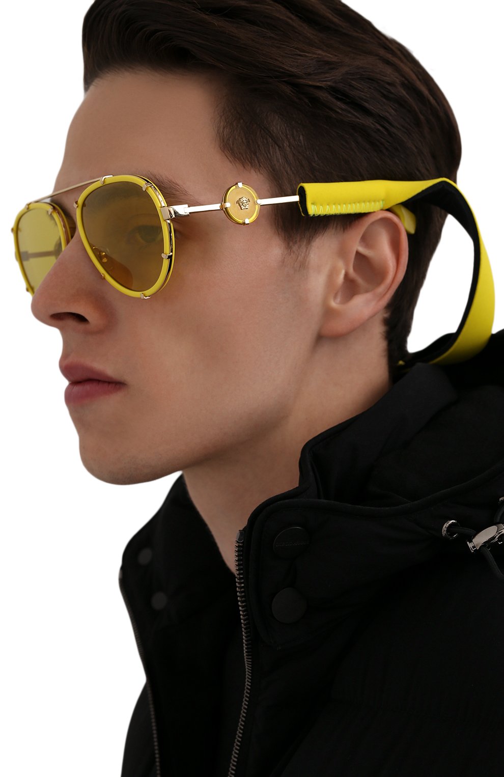 Солнцезащитные очки VERSACE желтого цвета по цене 33400 руб., арт. 2232-14736D, фото 3 Солнцезащитные очки VERSACE, арт. 2232-14736D, фото 3