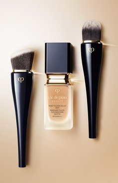 Тональный флюид с эффектом матового покрытия, o50 (35ml) CLÉ DE PEAU BEAUTÉ  цвета, арт. 16253CP | Фото 6 (Региональные ограничения белый список (Axapta Mercury): Не проставлено; Нос: Не проставлено; SPF фильтр: Низкий (5-20))