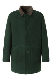 Темно-зеленый