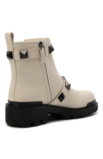 Кожаные ботинки roman stud VALENTINO кремового цвета по цене 111000 руб., арт. WW0S0DC9/FYP, фото 5 Кожаные ботинки roman stud VALENTINO, арт. WW0S0DC9/FYP, фото 5