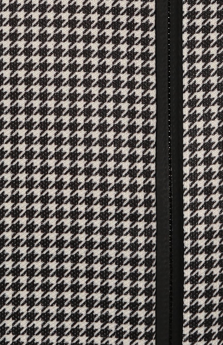 Мужской толстовка FENDI черного цвета, арт. FAF662 AL47 | Фото 5 (Материал внешний: Хлопок, Синтетический материал; Длина (для топов): Стандартные; Рукава: Длинные; Стили: Кэжуэл; Мужское Кросс-КТ: Толстовка-одежда)