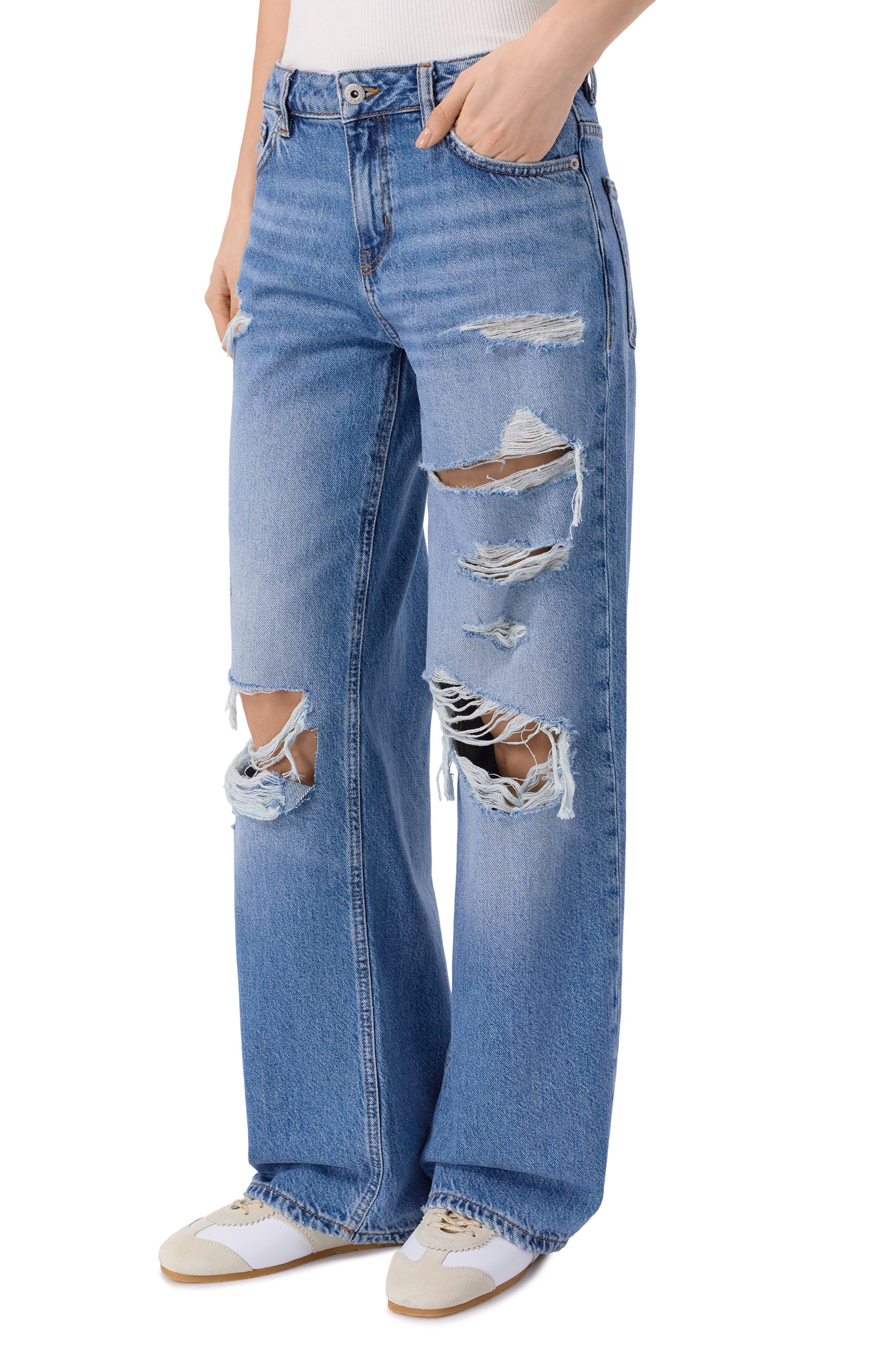 Джинсы gamala HUGO BLUE голубого цвета по цене 14900 руб., арт. 50561138, фото 3 Джинсы gamala HUGO BLUE, арт. 50561138, фото 3