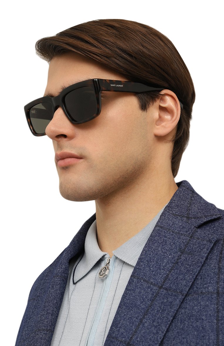 Женские солнцезащитные очки SAINT LAURENT коричневого цвета, арт. SL 615 002 | Фото 3 (Нос: Не проставлено; Региональные ограничения белый список (Axapta Mercury): Не проставлено; Материал: Пластик; Тип очков: С/з; Кросс-КТ: С/з-унисекс; Очки форма: Прямоугольные; Оптика Гендер: оптика-унисекс)