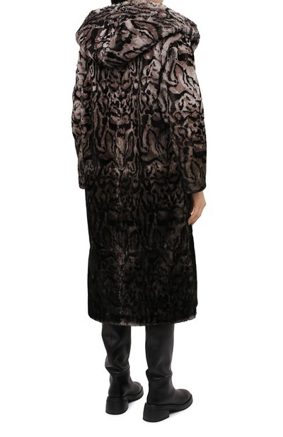 Шуба из нутрии TOM FORD коричневого цвета по цене 1615000 руб., арт. CPF628-FUP011, фото 4 Шуба из нутрии TOM FORD, арт. CPF628-FUP011, фото 4