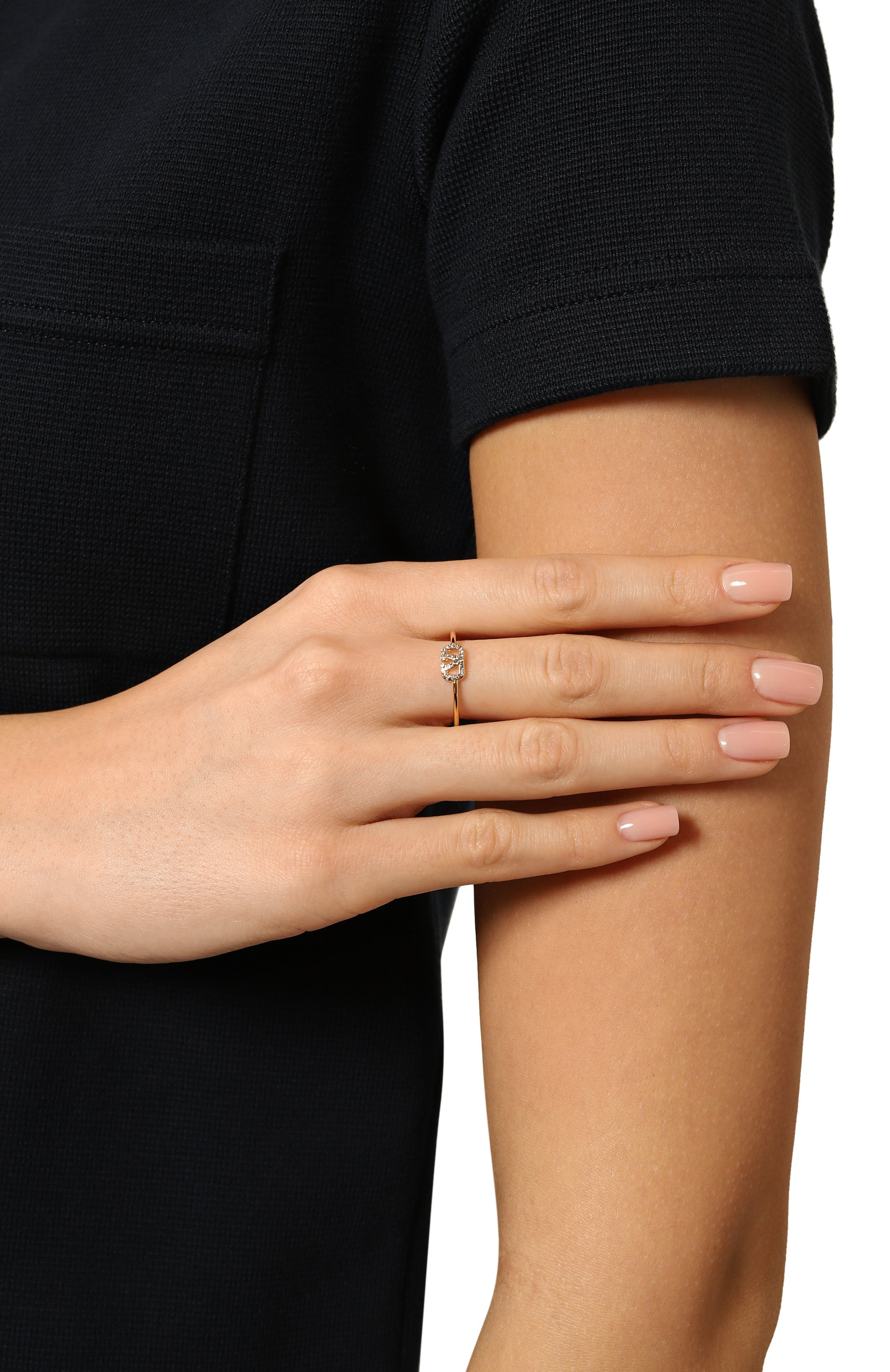 Кольцо VALENTINO золотого цвета по цене 24000 руб., арт. 5W2J0X03/YCW, фото 2 Кольцо VALENTINO, арт. 5W2J0X03/YCW, фото 2