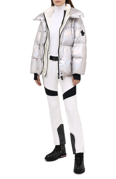 Пуховик MONCLER серебряного цвета по цене 174000 руб., арт. F2-098-1A505-00-54AMT, фото 2 Пуховик MONCLER, арт. F2-098-1A505-00-54AMT, фото 2