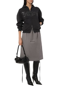Женский хлопковая толстовка BALENCIAGA черного цвета, арт. 803264/TRVA4 | Фото 2 (Драгоценные камни: Проставлено; Материал сплава: Проставлено; Длина (для топов): Стандартные; Рукава: Длинные; Женское Кросс-КТ: Кардиган-одежда; Стили: Гранж; Материал внешний: Хлопок)