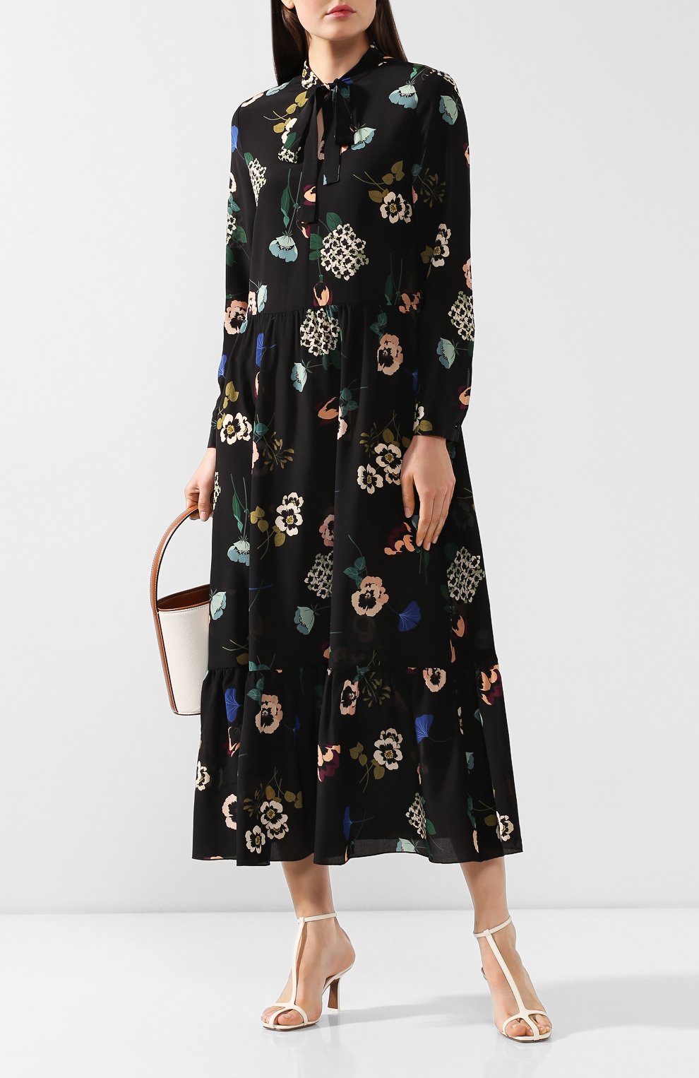 Шелковое платье REDVALENTINO черно-белого цвета по цене 95750 руб., арт. SR0VA7G0/4HV, фото 2 Шелковое платье REDVALENTINO, арт. SR0VA7G0/4HV, фото 2
