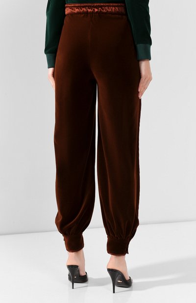 Хлопковые джоггеры GUCCI коричневого цвета по цене 158400 руб., арт. 595846/XJBUH, фото 4 Хлопковые джоггеры GUCCI, арт. 595846/XJBUH, фото 4