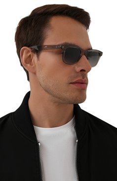 Женские солнцезащитные очки RAY-BAN темно-серого цвета, арт. 4640-644971 | Фото 3 (Кросс-КТ: С/з-унисекс; Региональные ограничения белый список (Axapta Mercury): RU; Тип очков: С/з; Оптика Гендер: оптика-унисекс; Очки форма: Прямоугольные)