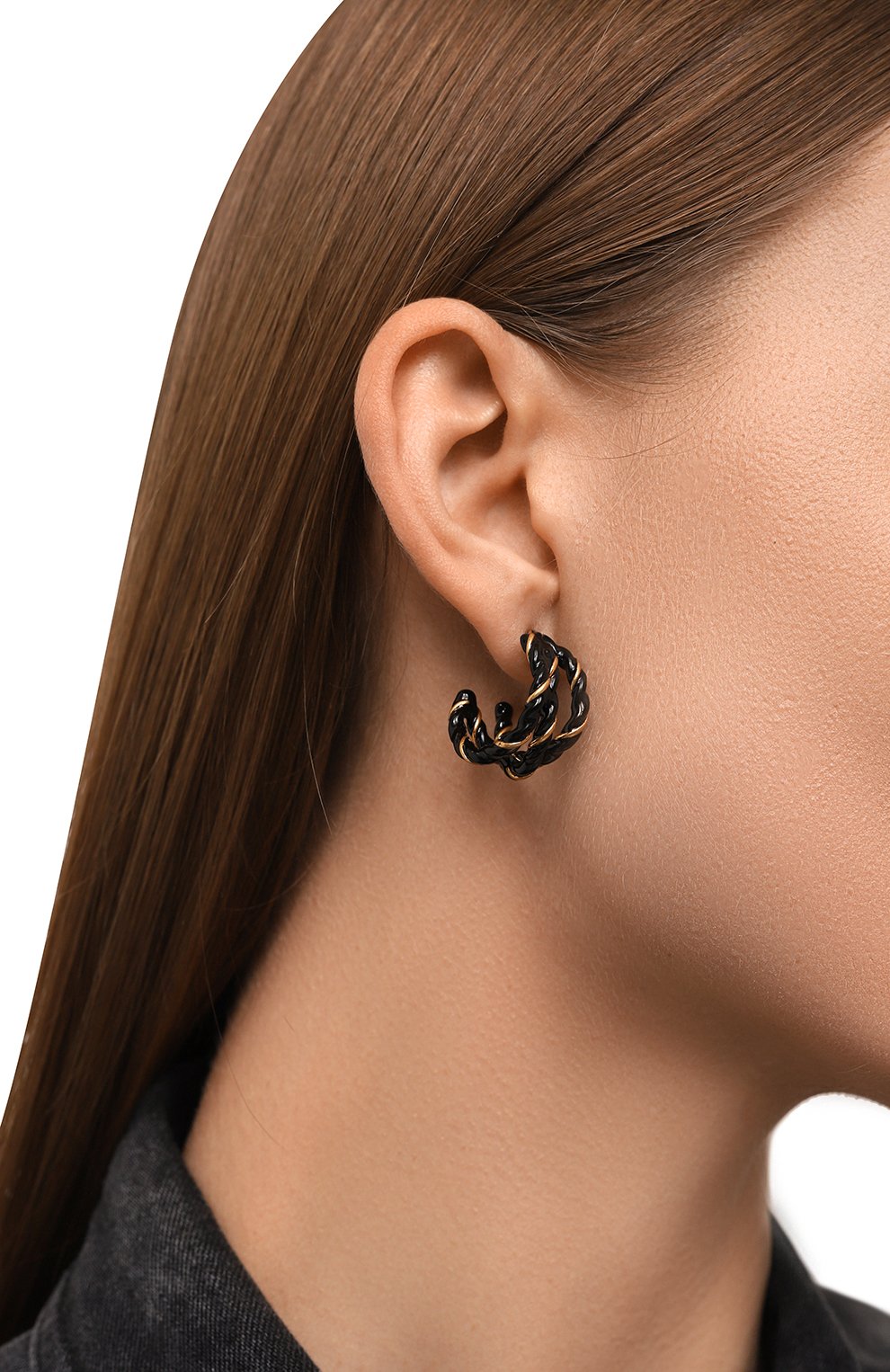 Серьги MAISON MARGIELA черного цвета по цене 46950 руб., арт. SM1VG0051 P6477, фото 2 Серьги MAISON MARGIELA, арт. SM1VG0051 P6477, фото 2