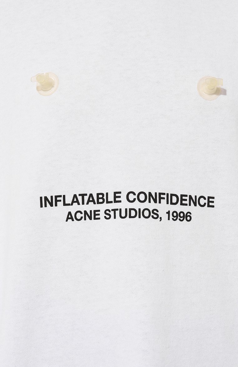 Женская хлопковая футболка ACNE STUDIOS белого цвета, арт. FA-UX-TSHI000190 | Фото 5 (Материал внешний: Хлопок; Длина (для топов): Удлиненные; Рукава: 3/4; Стили: Кэжуэл; Принт: С принтом)