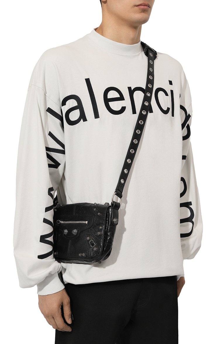 Мужская кожаная сумка le cagole BALENCIAGA черного цвета, арт. 719082/210KR | Фото 2 (Ремень/цепочка: На ремешке; Размер: small; Материал: Натуральная кожа; Автоматизация ТО: Проставлено; Автоматизация состава: Проставлено)