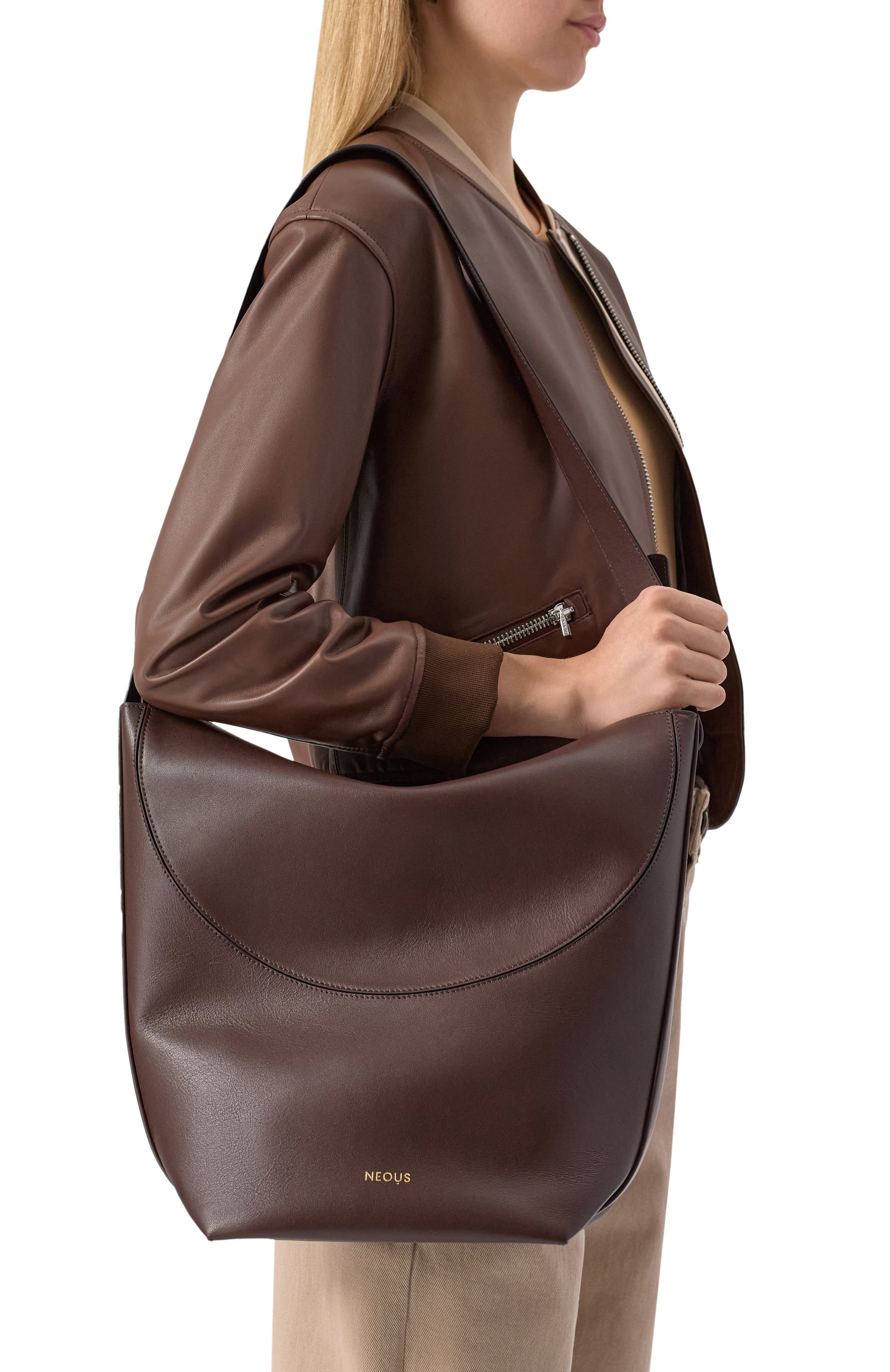 Сумка pavo 2.0 NEOUS темно-коричневого цвета по цене 138500 руб., арт. 00059A23, фото 2 Сумка pavo 2.0 NEOUS, арт. 00059A23, фото 2