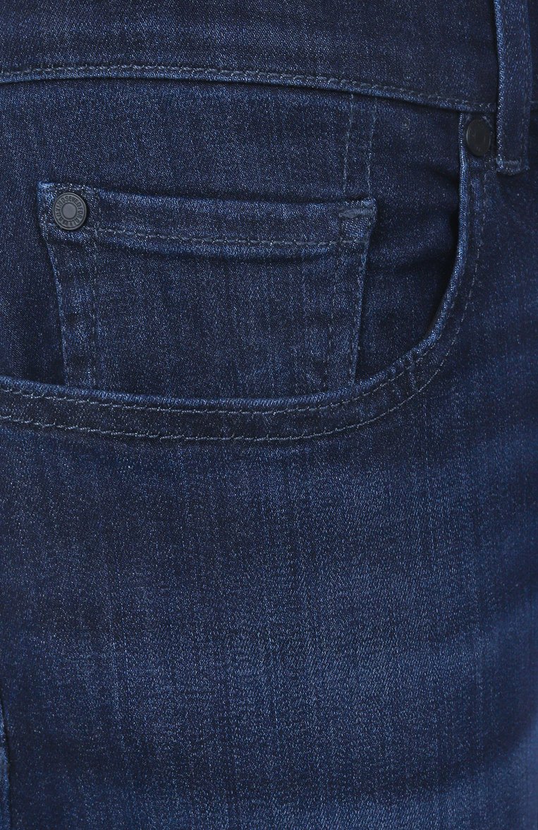 Мужские джинсы standard 7 FOR ALL MANKIND темно-синего цвета, арт. 7T519A23LPD | Фото 6 (Автоматизация состава: Проставлено; Длина (брюки, джинсы): Стандартные; Автоматизация ТО: Проставлено; Материал внешний: Хлопок, Деним; Силуэт М (брюки): Прямые; Стили: Повседневный; Детали: Делаве; Кросс-КТ: Деним)