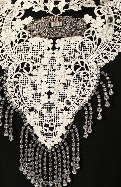 Платье-макси GUCCI черного цвета по цене 424500 руб., арт. 605062/XJB8S, фото 5 Платье-макси GUCCI, арт. 605062/XJB8S, фото 5