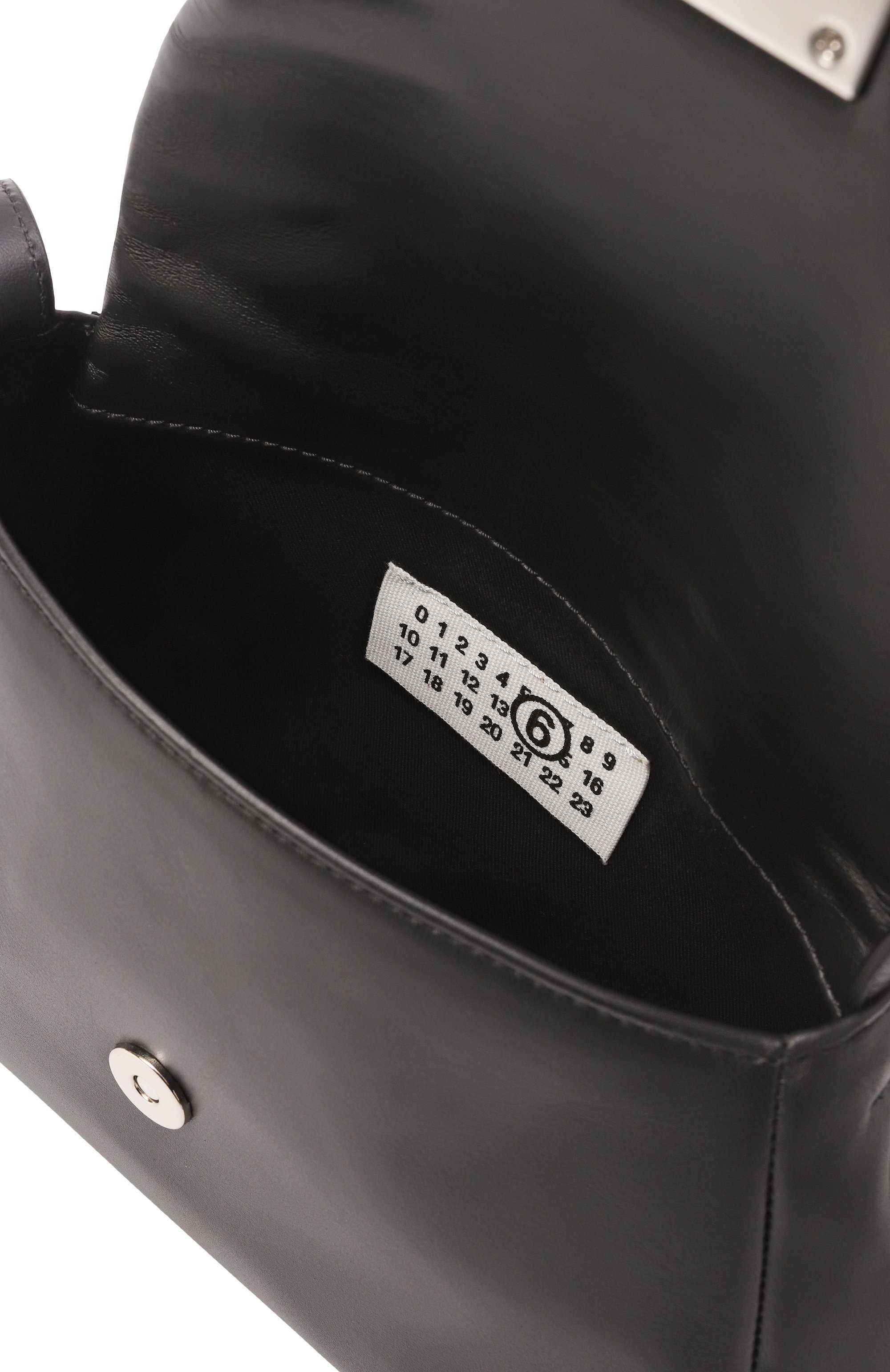 Сумка numeric medium MM6 черного цвета по цене 108000 руб., арт. SB5ZH0020/P7258, фото 5 Сумка numeric medium MM6, арт. SB5ZH0020/P7258, фото 5