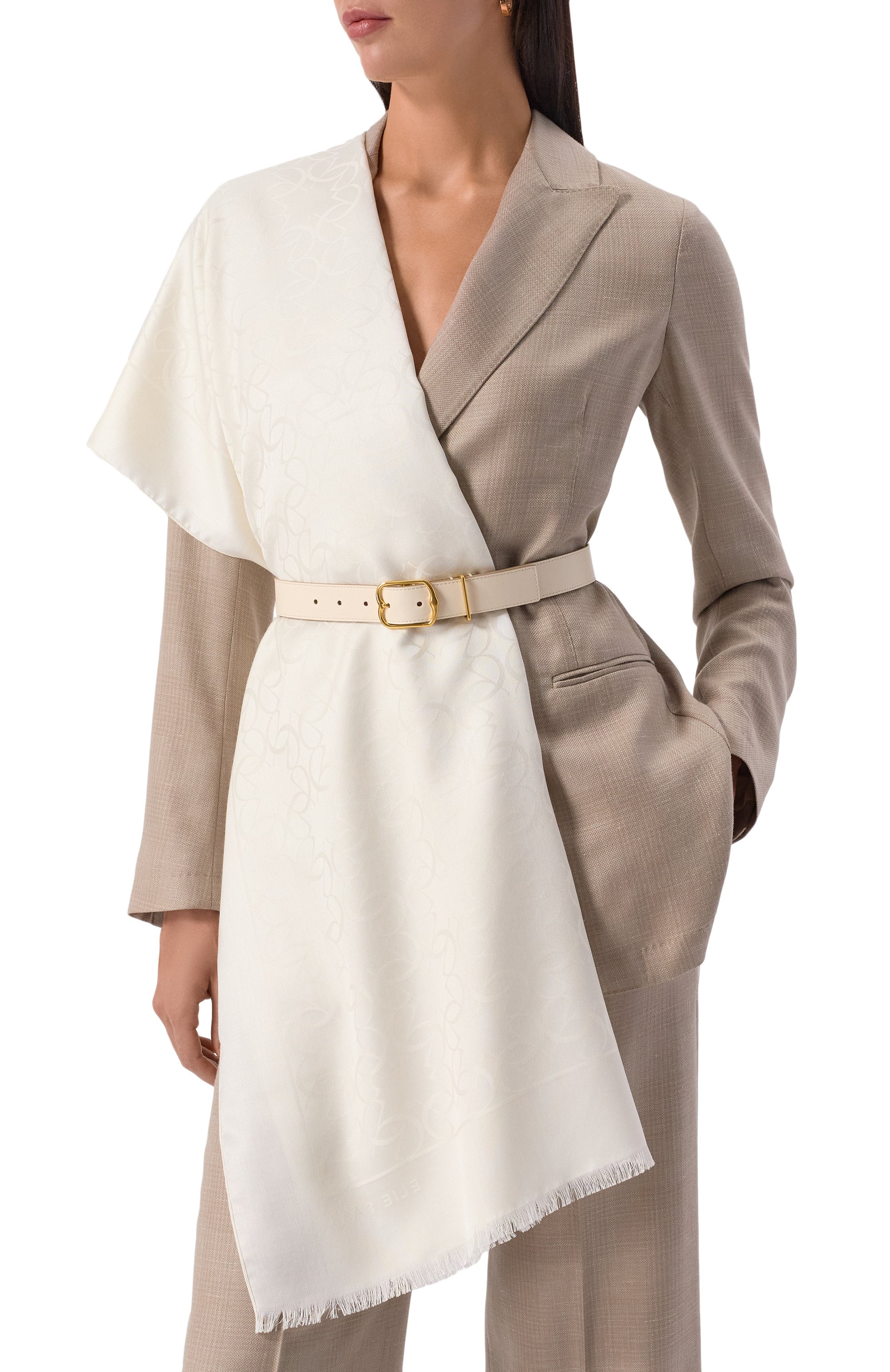 Палантин из шелка и шерсти ELIE SAAB кремового цвета по цене 53200 руб., арт. SE7018J5971, фото 2 Палантин из шелка и шерсти ELIE SAAB, арт. SE7018J5971, фото 2