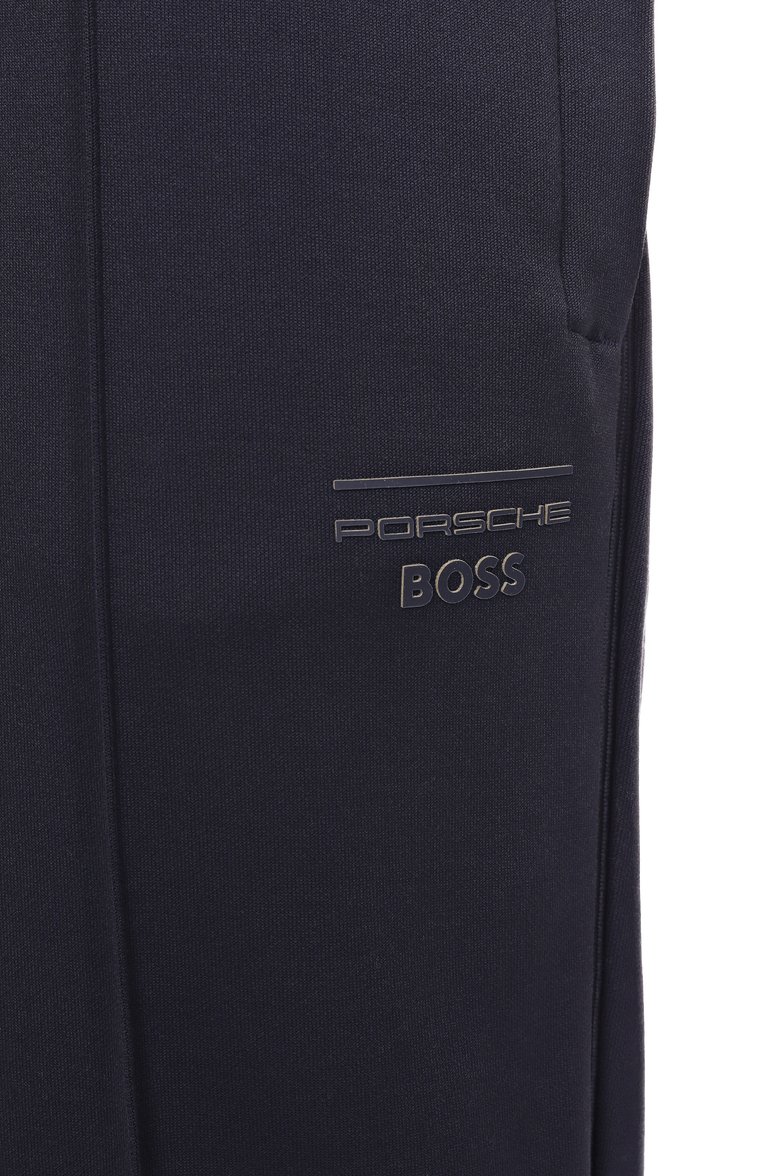 Мужские джоггеры boss x porsche BOSS темно-синего цвета, арт. 50537360 | Фото 6 (Длина (брюки, джинсы): Стандартные; Материал внешний: Синтетический материал, Хлопок; Силуэт М (брюки): Джоггеры; Стили: Кэжуэл)