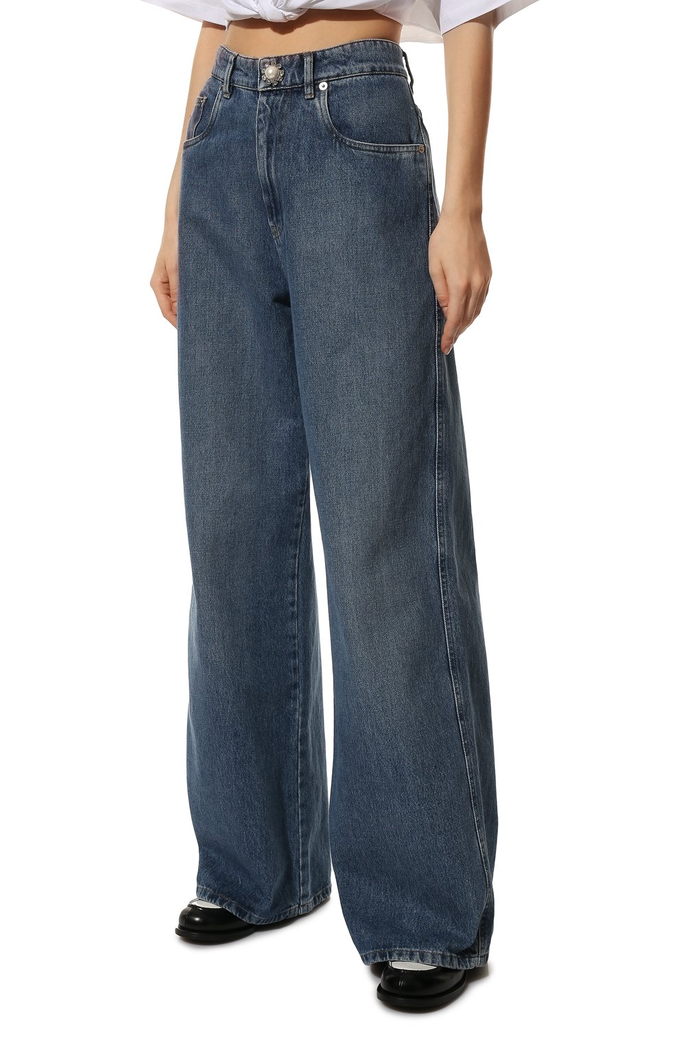 Джинсы MIU MIU голубого цвета по цене 100000 руб., арт. GWP394-1YXQ-F0013, фото 3 Джинсы MIU MIU, арт. GWP394-1YXQ-F0013, фото 3