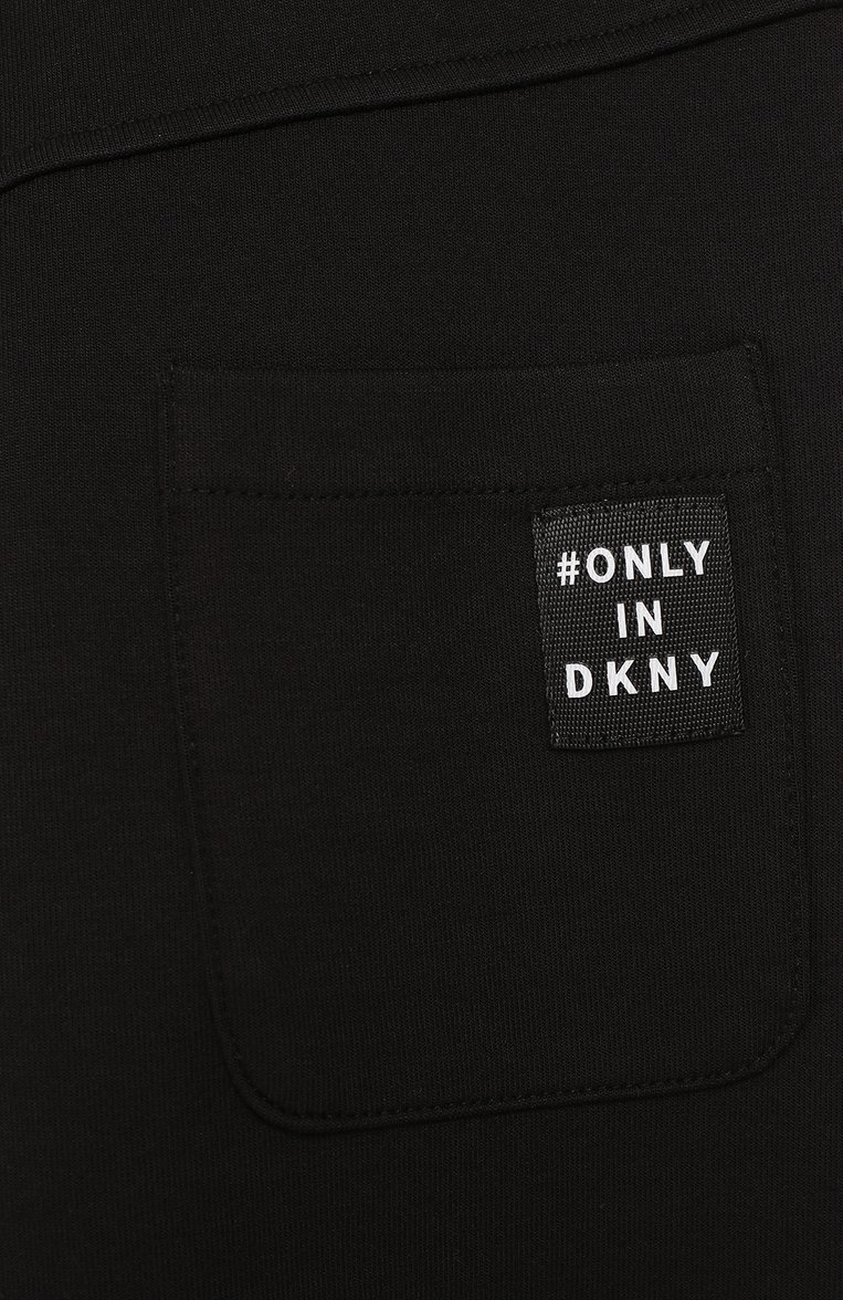 Детские хлопковые джоггеры DKNY черного цвета, арт. D24683/09B SS19 | Фото 3 (Материал внутренний: Не назначено; Материал внешний: Синтетический материал, Хлопок; Материал сплава: Проставлено; Нос: Не проставлено; Девочки Кросс-КТ: Джоггеры-одежда; Статус проверки: Проверена категория; Ростовка одежда: 10 - 11 лет | 140 - 146см, 12 лет | 152 см, 13 - 15 лет | 158 см, 16 лет | 164 см, 8 лет | 128 см)