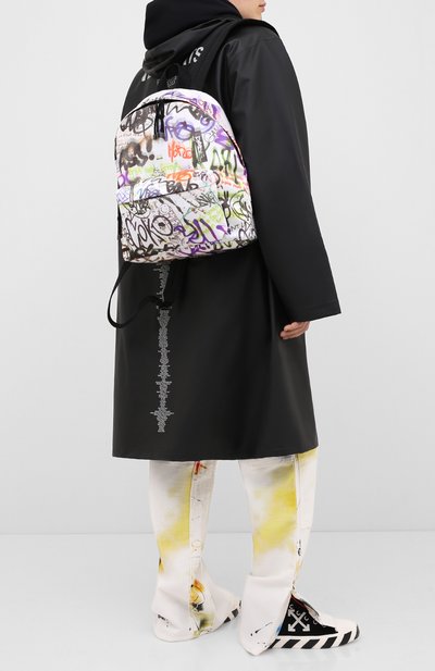 Рюкзак VETEMENTS разноцветного цвета по цене 112500 руб., арт. UAH21BA252 1301/M, фото 2 Рюкзак VETEMENTS, арт. UAH21BA252 1301/M, фото 2