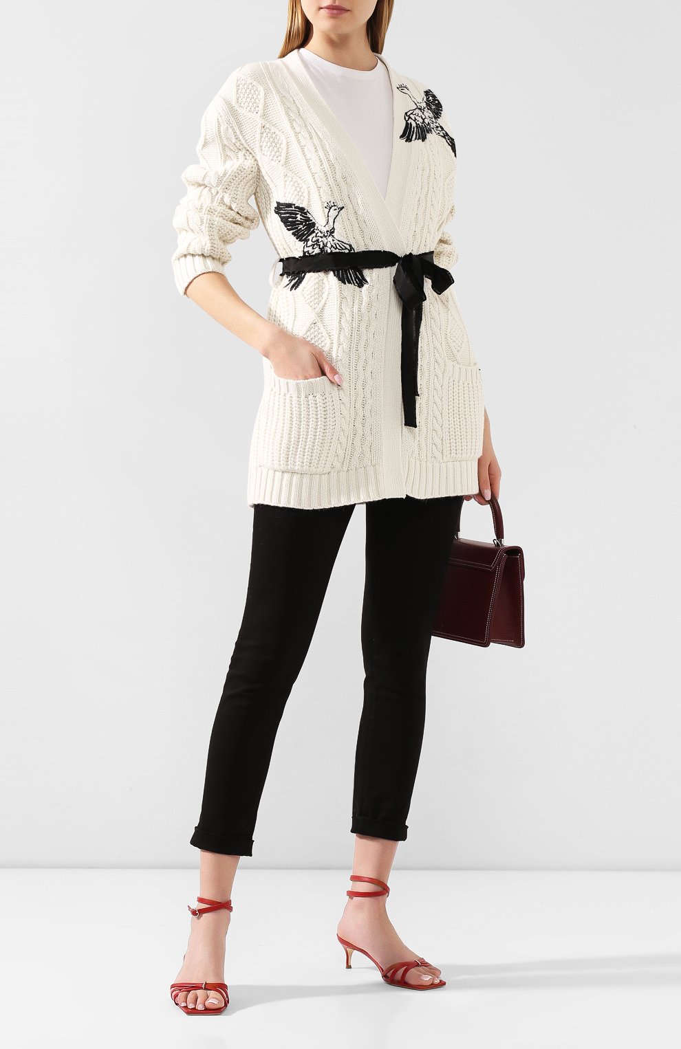 Кардиган с поясом REDVALENTINO кремового цвета по цене 56800 руб., арт. TR3KAA59/4VL, фото 2 Кардиган с поясом REDVALENTINO, арт. TR3KAA59/4VL, фото 2