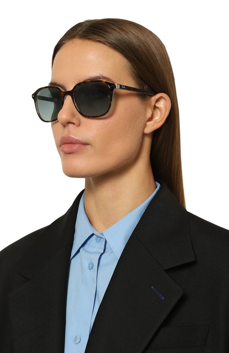 Женские солнцезащитные очки RAY-BAN голубого цвета, арт. 2193-13163M | Фото 3 (Нос: Не проставлено; Региональные ограничения белый список (Axapta Mercury): Не проставлено; Тип очков: С/з; Материал: Пластик; Кросс-КТ: С/з-унисекс; Очки форма: Квадратные; Оптика Гендер: оптика-унисекс)