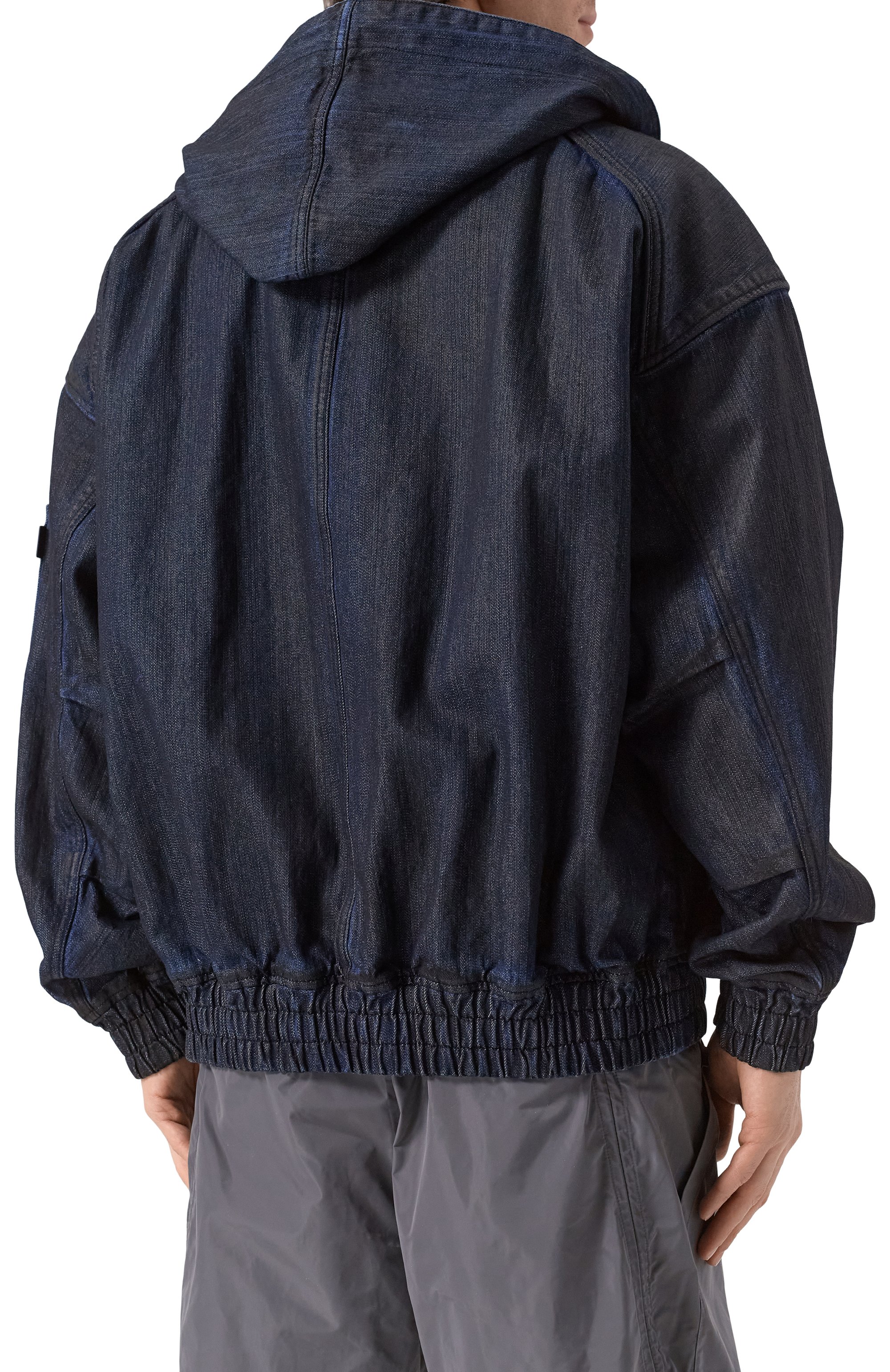 Джинсовый бомбер JUUN.J темно-синего цвета по цене 108500 руб., арт. JC5241P08P, фото 4 Джинсовый бомбер JUUN.J, арт. JC5241P08P, фото 4