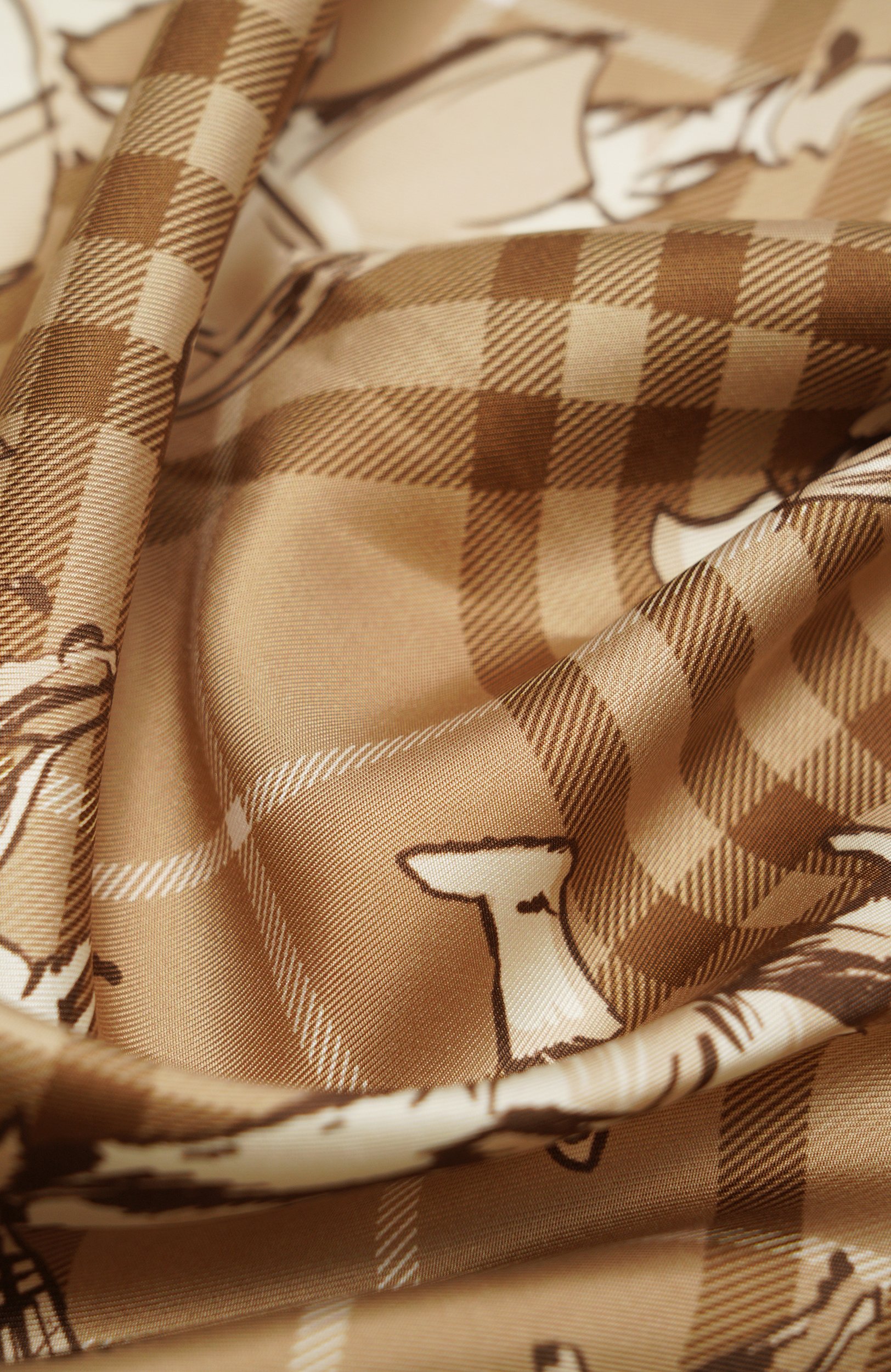 Шелковый платок BURBERRY бежевого цвета по цене 69300 руб., арт. 8131637, фото 3 Шелковый платок BURBERRY, арт. 8131637, фото 3