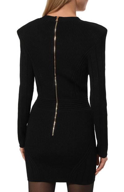 Платье из вискозы BALMAIN черного цвета по цене 213000 руб., арт. YF0R8062KB39, фото 4 Платье из вискозы BALMAIN, арт. YF0R8062KB39, фото 4