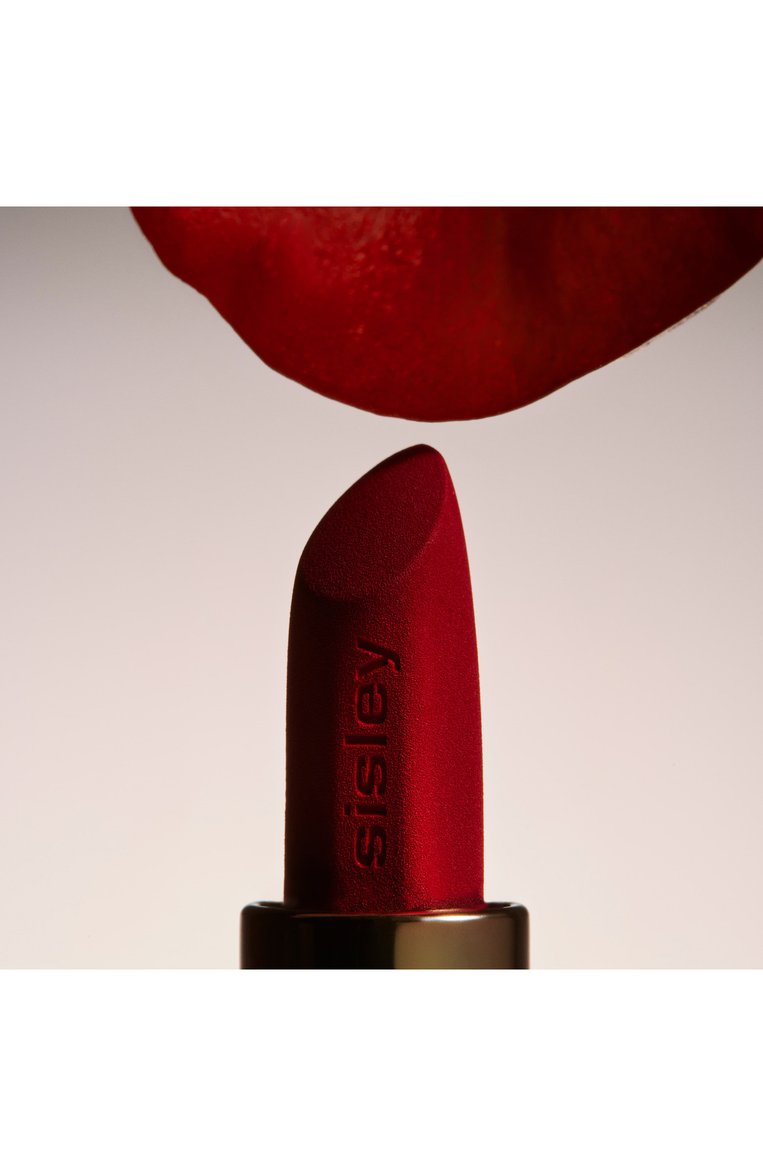 Увлажняющая матовая помада phyto-rouge velvet, оттенок 41 классический красный (3g) SISLEY  цвета, арт. 170709 | Фото 6 (Финишное покрытие: Матовый; Региональные ограничения белый список (Axapta Mercury): Не проставлено; Нос: Не проставлено)