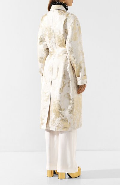 Пальто с поясом DRIES VAN NOTEN кремового цвета по цене 142000 руб., арт. 201-10231-9356, фото 4 Пальто с поясом DRIES VAN NOTEN, арт. 201-10231-9356, фото 4