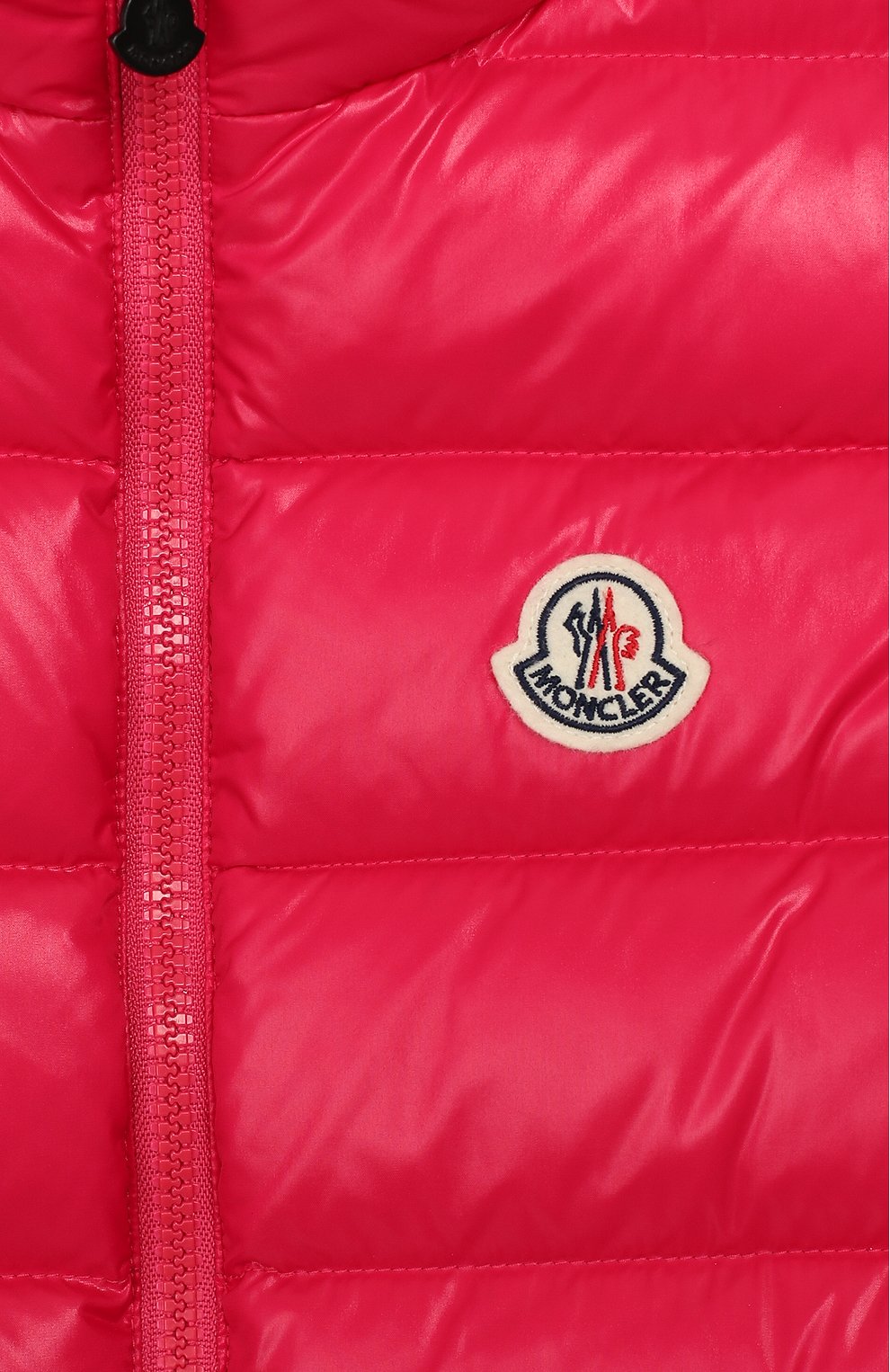 Пуховый жилет MONCLER ENFANT фуксия цвета по цене 34300 руб., арт. E2-954-48336-05-68950/8-10A, фото 3 Пуховый жилет MONCLER ENFANT, арт. E2-954-48336-05-68950/8-10A, фото 3