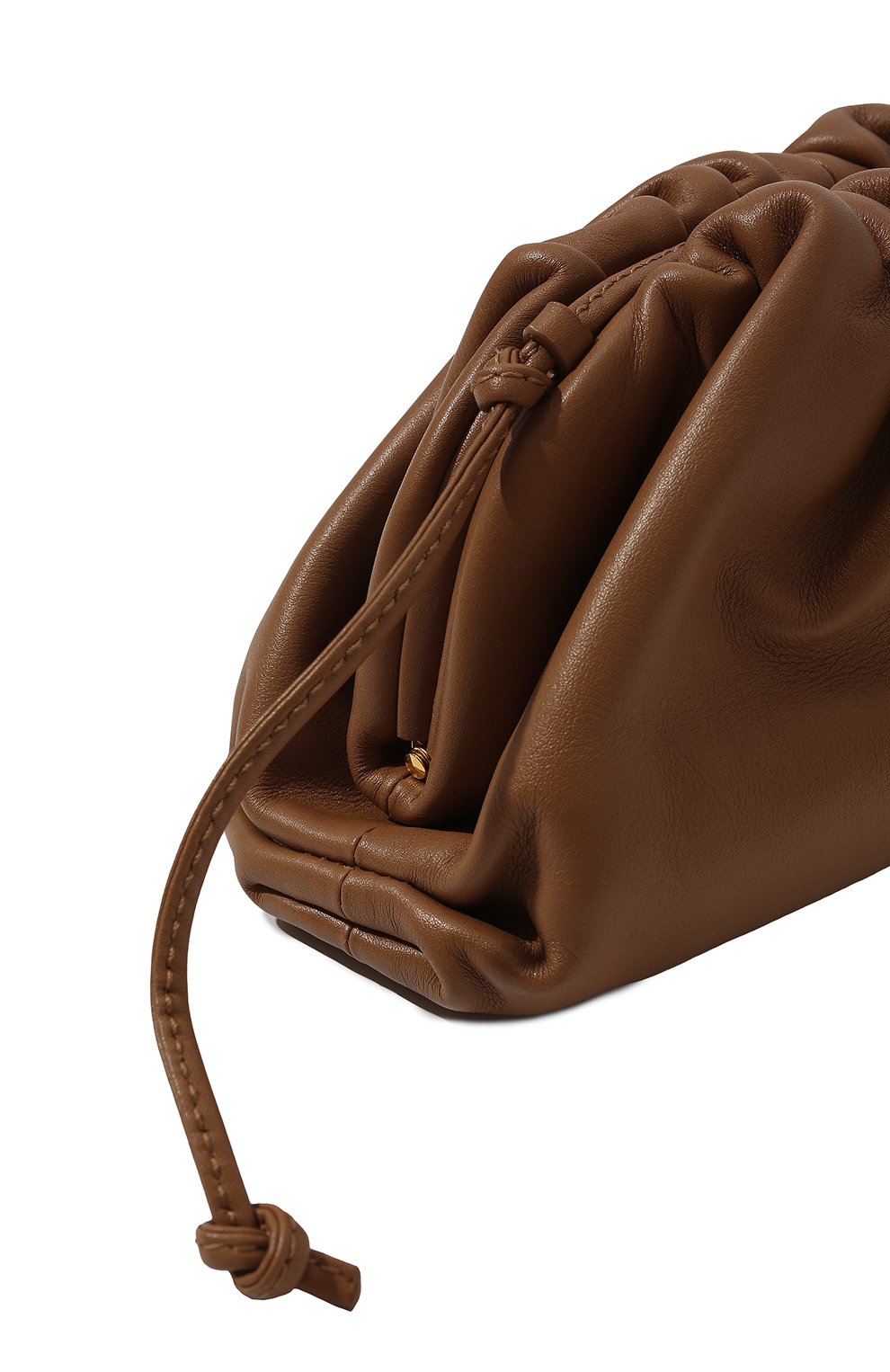 Клатч pouch mini BOTTEGA VENETA бежевого цвета по цене 117500 руб., арт. 585852/VCP40, фото 3 Клатч pouch mini BOTTEGA VENETA, арт. 585852/VCP40, фото 3