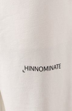 Женские хлопковые джоггеры HINNOMINATE белого цвета, арт. HMABW01420 | Фото 6 (Длина (брюки, джинсы): Стандартные; Женское Кросс-КТ: Брюки-одежда, Джоггеры - брюки; Стили: Спорт-шик; Материал внешний: Хлопок)