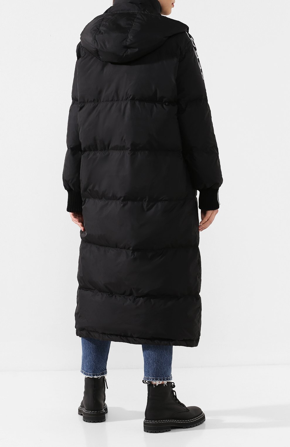 Пуховик ICEBERG черного цвета по цене 75800 руб., арт. 19I I2P0/J091/5050, фото 4 Пуховик ICEBERG, арт. 19I I2P0/J091/5050, фото 4