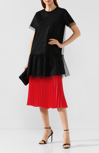 Хлопковая футболка REDVALENTINO черного цвета по цене 39950 руб., арт. TR3MJ03I/4YB, фото 2 Хлопковая футболка REDVALENTINO, арт. TR3MJ03I/4YB, фото 2