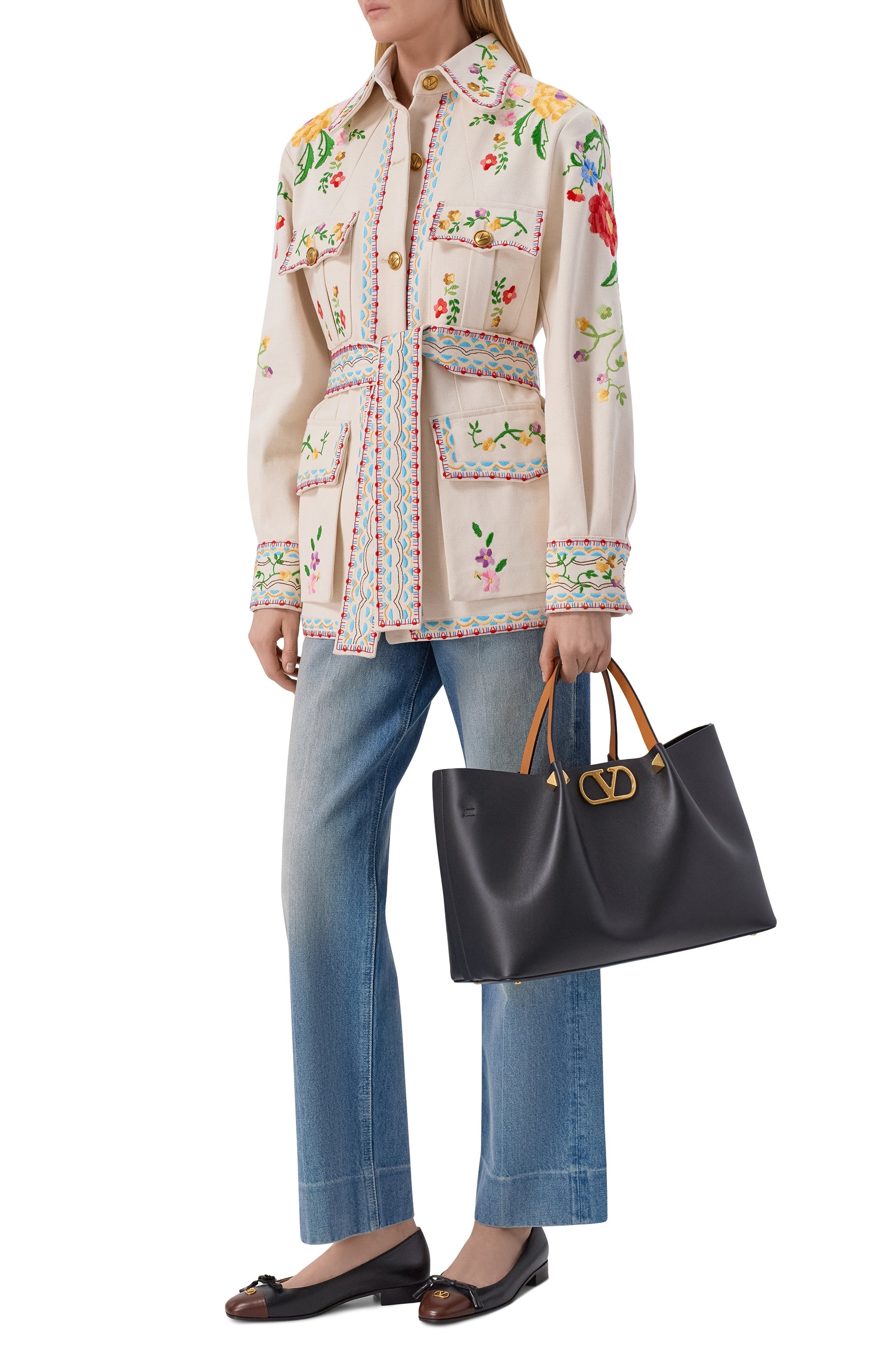 Сумка-тоут vlogo medium VALENTINO черного цвета по цене 357500 руб., арт. 8W2B0T01/LSX, фото 3 Сумка-тоут vlogo medium VALENTINO, арт. 8W2B0T01/LSX, фото 3