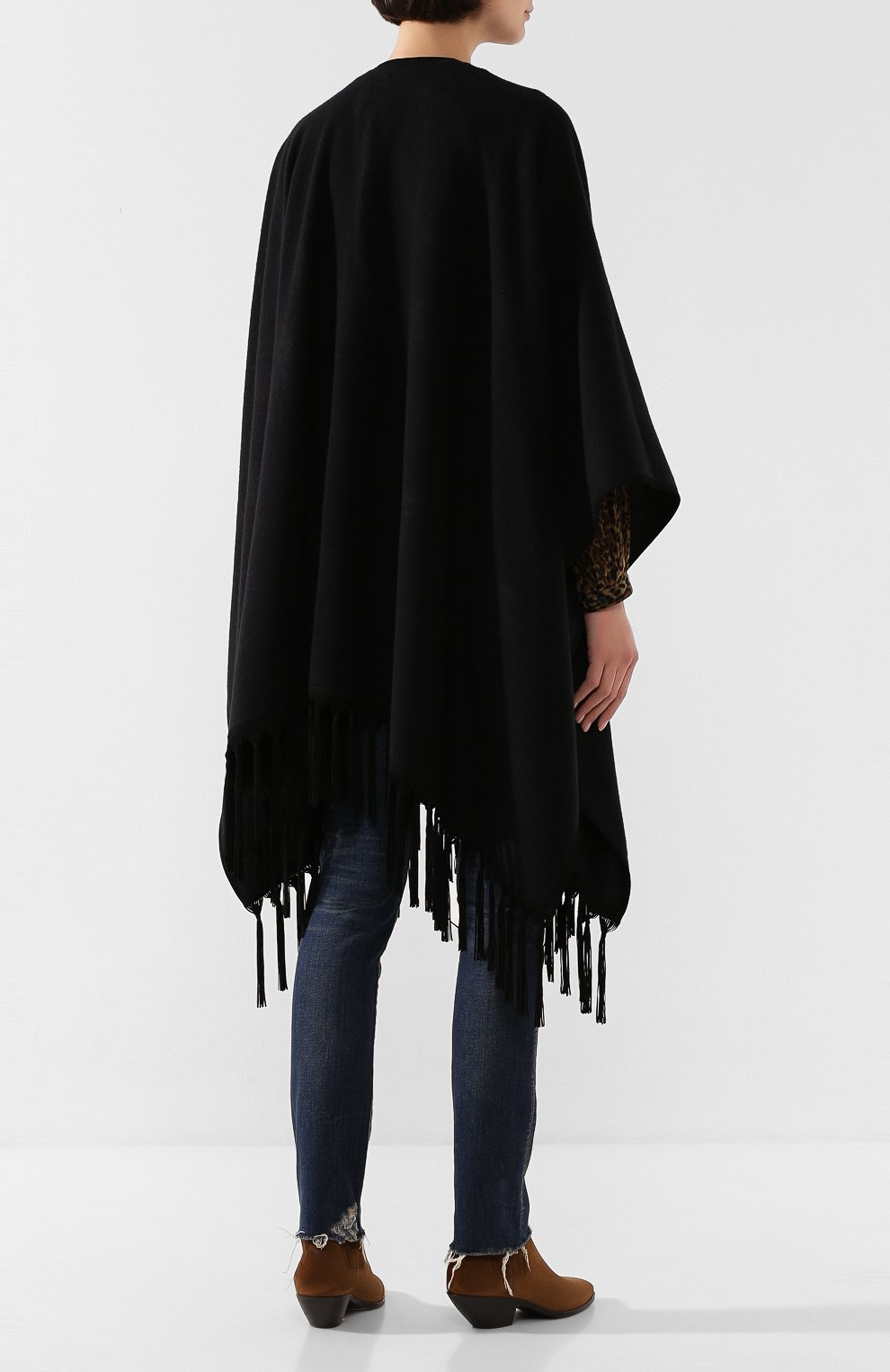 Кашемировое пончо SAINT LAURENT черного цвета по цене 287000 руб., арт. 613060/3YB35, фото 4 Кашемировое пончо SAINT LAURENT, арт. 613060/3YB35, фото 4