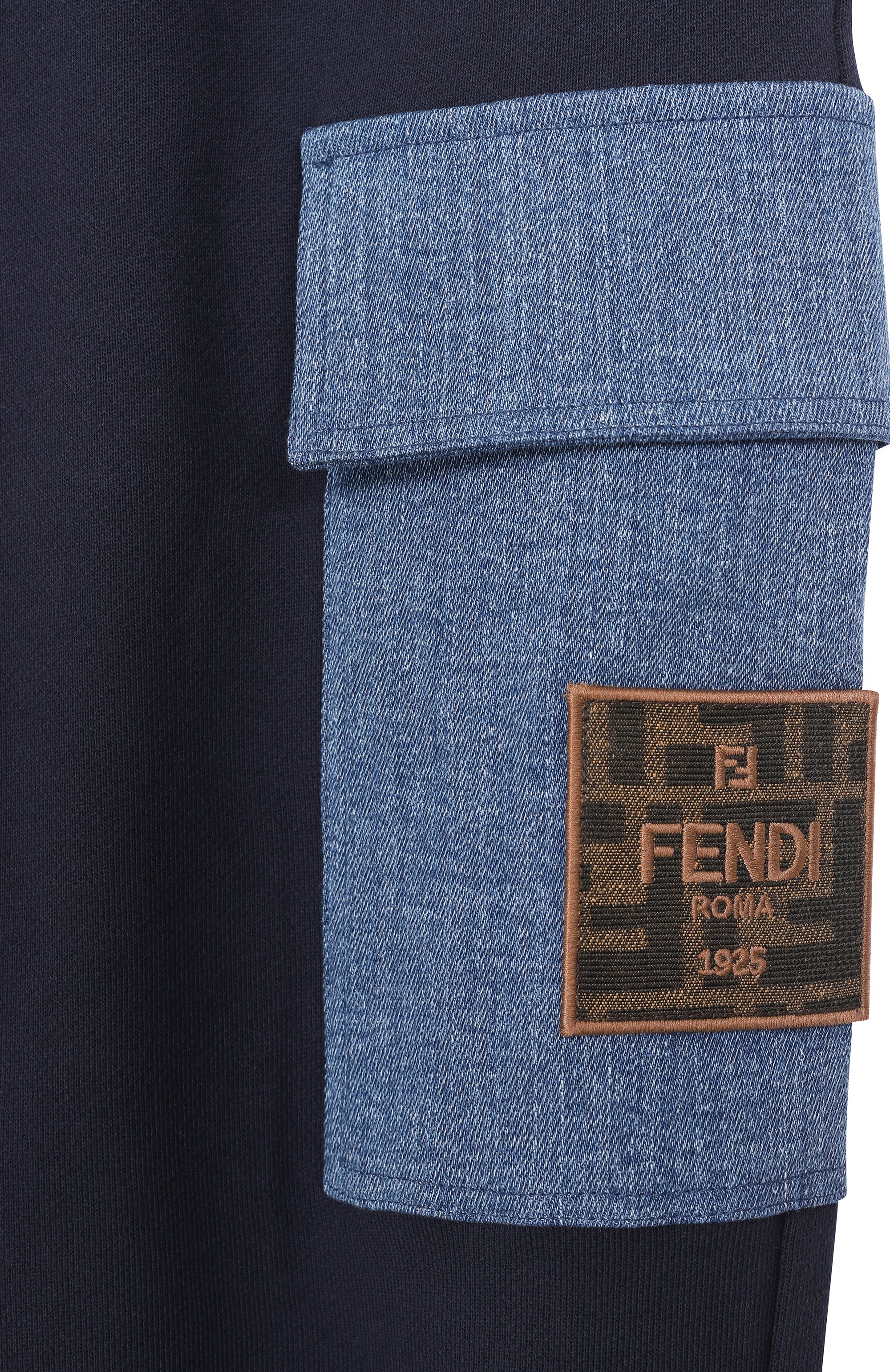 Хлопковые джоггеры FENDI темно-синего цвета по цене 59950 руб., арт. JMF570/5V0/8A-12+, фото 3 Хлопковые джоггеры FENDI, арт. JMF570/5V0/8A-12+, фото 3