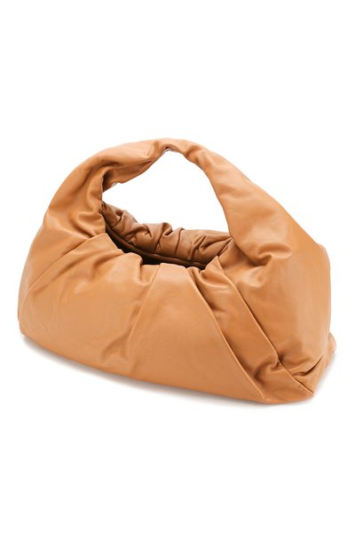 Сумка shoulder pouch medium BOTTEGA VENETA светло-бежевого цвета по цене 287000 руб., арт. 607984/VCP40, фото 4 Сумка shoulder pouch medium BOTTEGA VENETA, арт. 607984/VCP40, фото 4