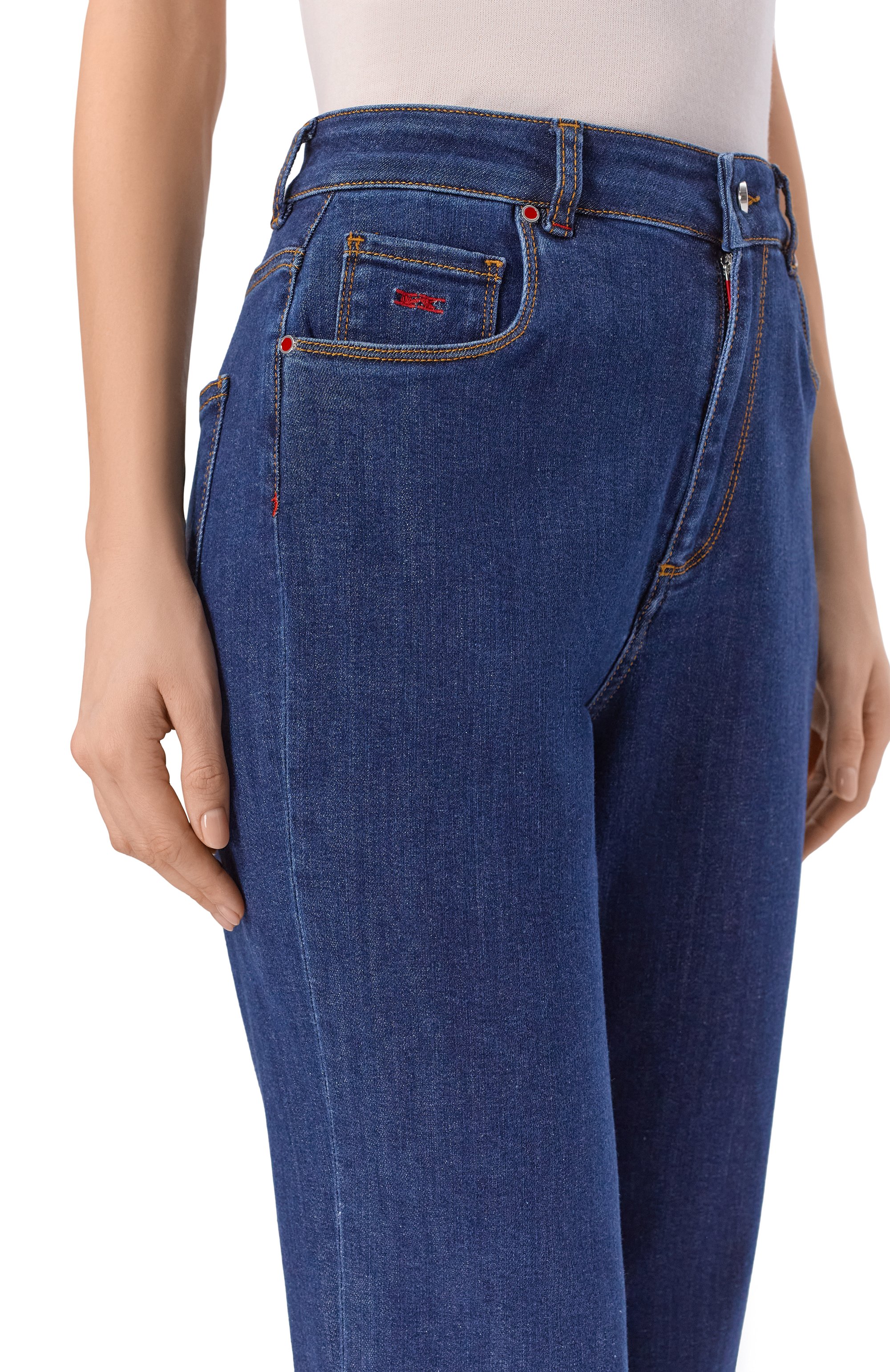 Джинсы KITON синего цвета по цене 114500 руб., арт. DJ54101K0927, фото 5 Джинсы KITON, арт. DJ54101K0927, фото 5