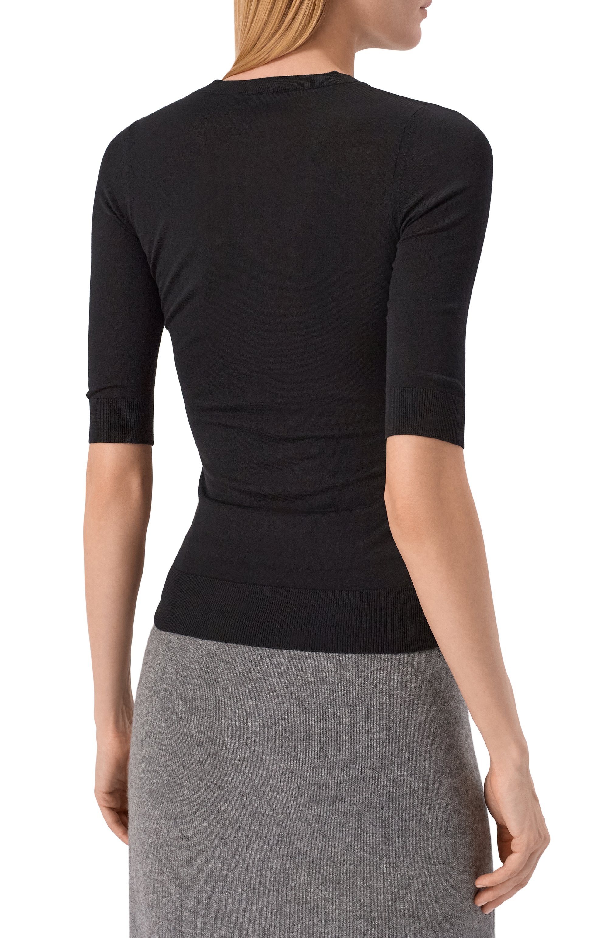 Шерстяной пуловер MVST черного цвета по цене 135500 руб., арт. M0-M25.1MW.K403/34-48, фото 4 Шерстяной пуловер MVST, арт. M0-M25.1MW.K403/34-48, фото 4