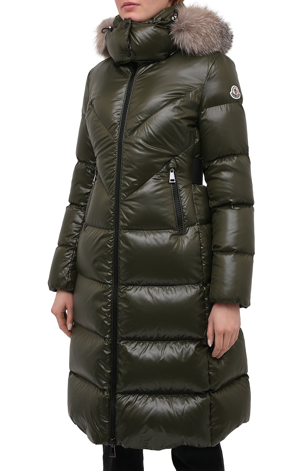 Пуховик MONCLER хаки цвета по цене 194500 руб., арт. F2-093-1C575-01-C0065, фото 3 Пуховик MONCLER, арт. F2-093-1C575-01-C0065, фото 3
