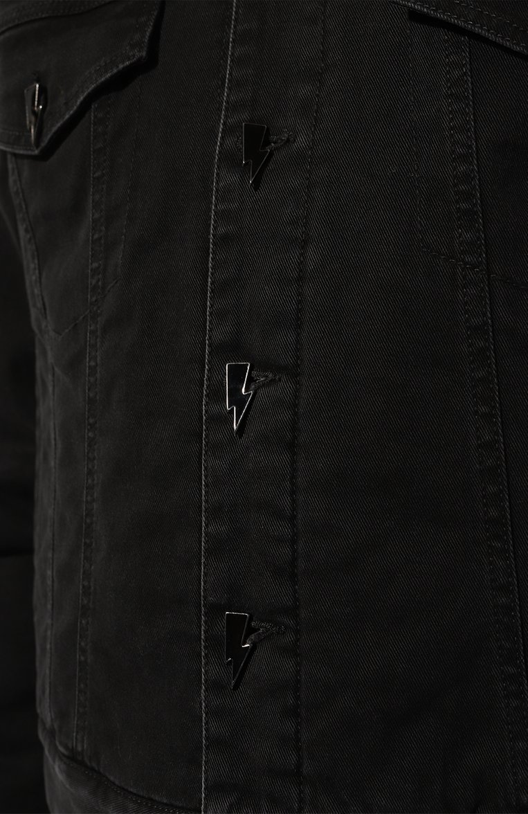 Мужская утепленная куртка MEMBERS OF THE RAGE черного цвета, арт. MTFW23JA08368814 | Фото 5 (Кросс-КТ: Куртка, Деним; Рукава: Длинные; Мужское Кросс-КТ: утепленные куртки; Материал сплава: Проставлено; Материал внешний: Хлопок, Деним; Материал подклада: Синтетический материал; Драгоценные камни: Проставлено; Длина (верхняя одежда): Короткие; Стили: Кэжуэл)