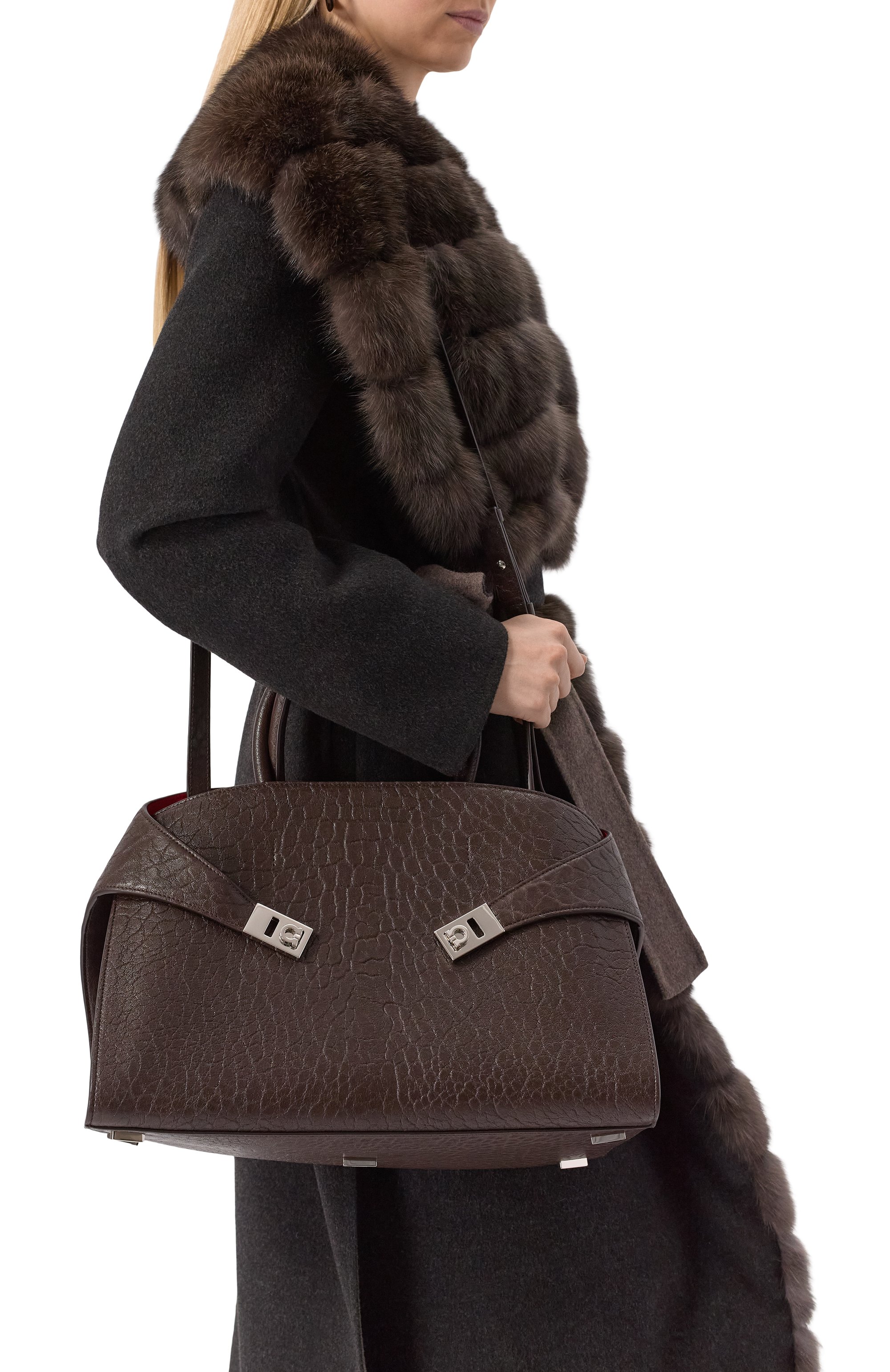 Сумка hug large FERRAGAMO, арт. 215921/781313, фото 2