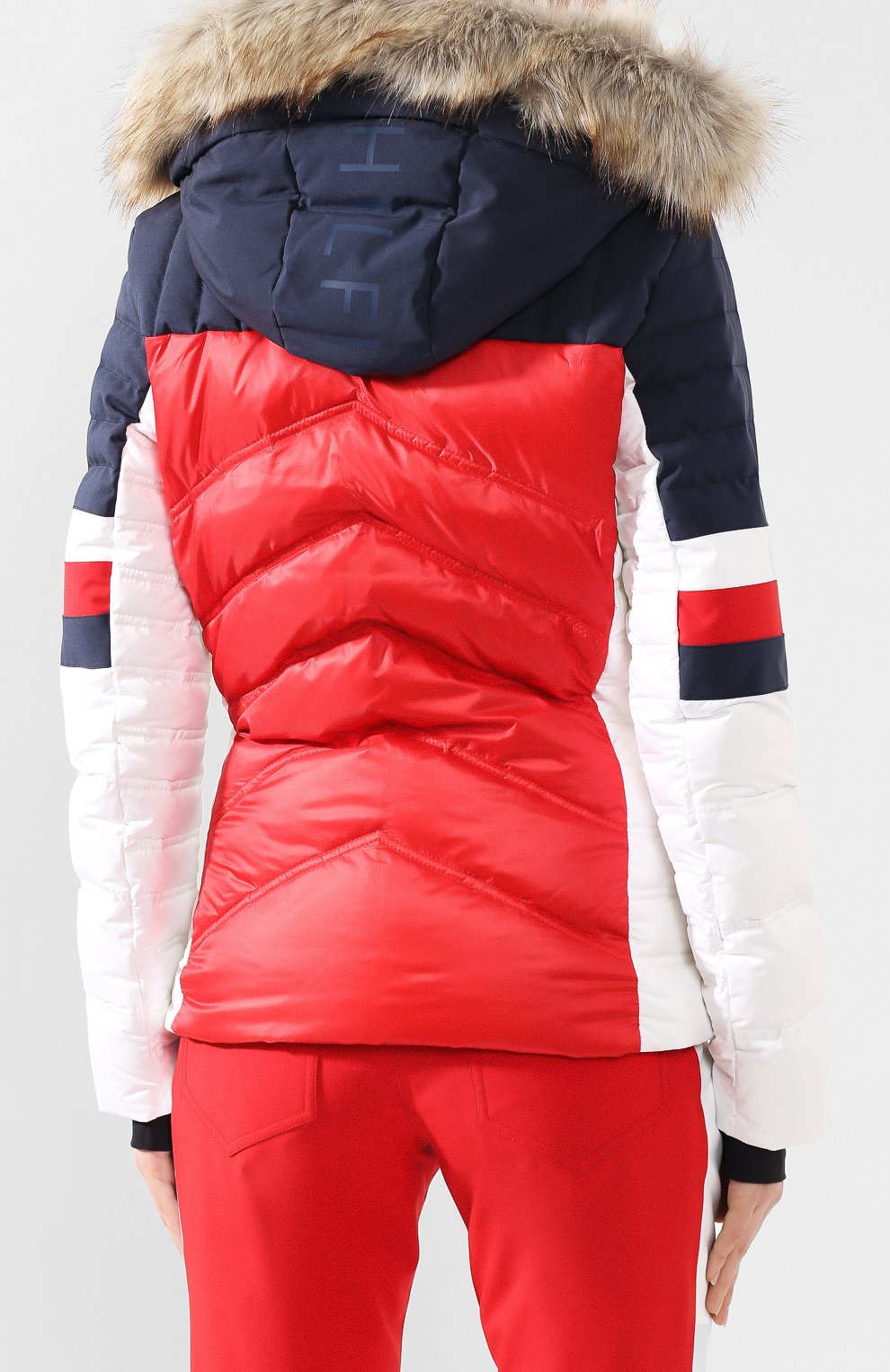 Пуховик rossignol TOMMY HILFIGER разноцветного цвета по цене 66990 руб., арт. WW0WW26369, фото 4 Пуховик rossignol TOMMY HILFIGER, арт. WW0WW26369, фото 4